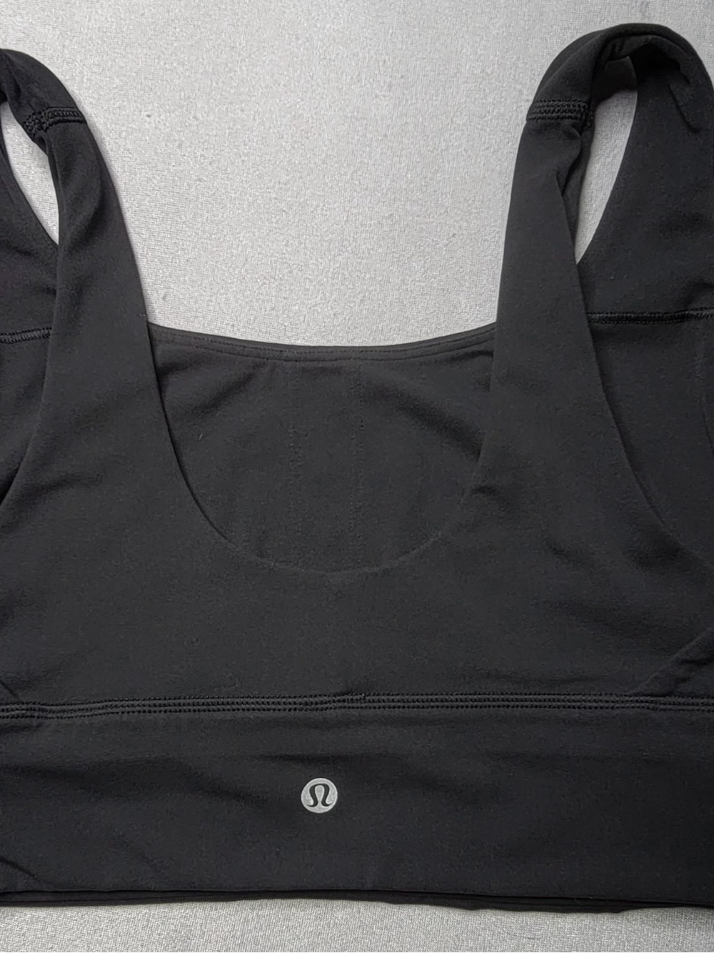 lululemon athletica Black Scoop‑Neck Sports Bra size 8